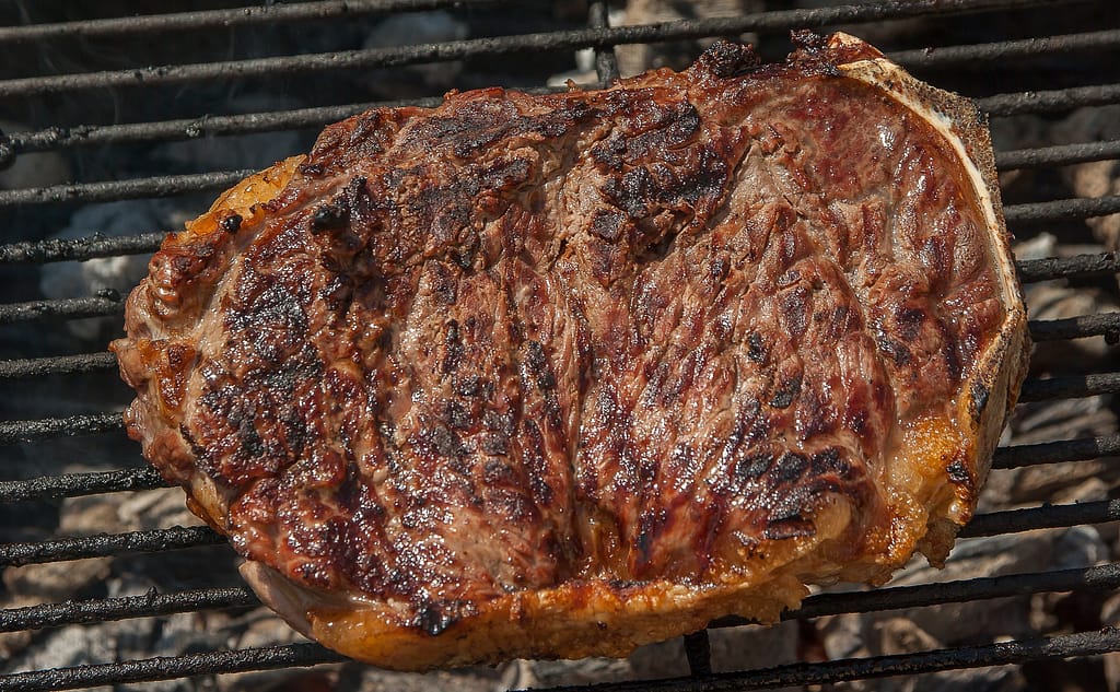 rib of beef 2644538 1920